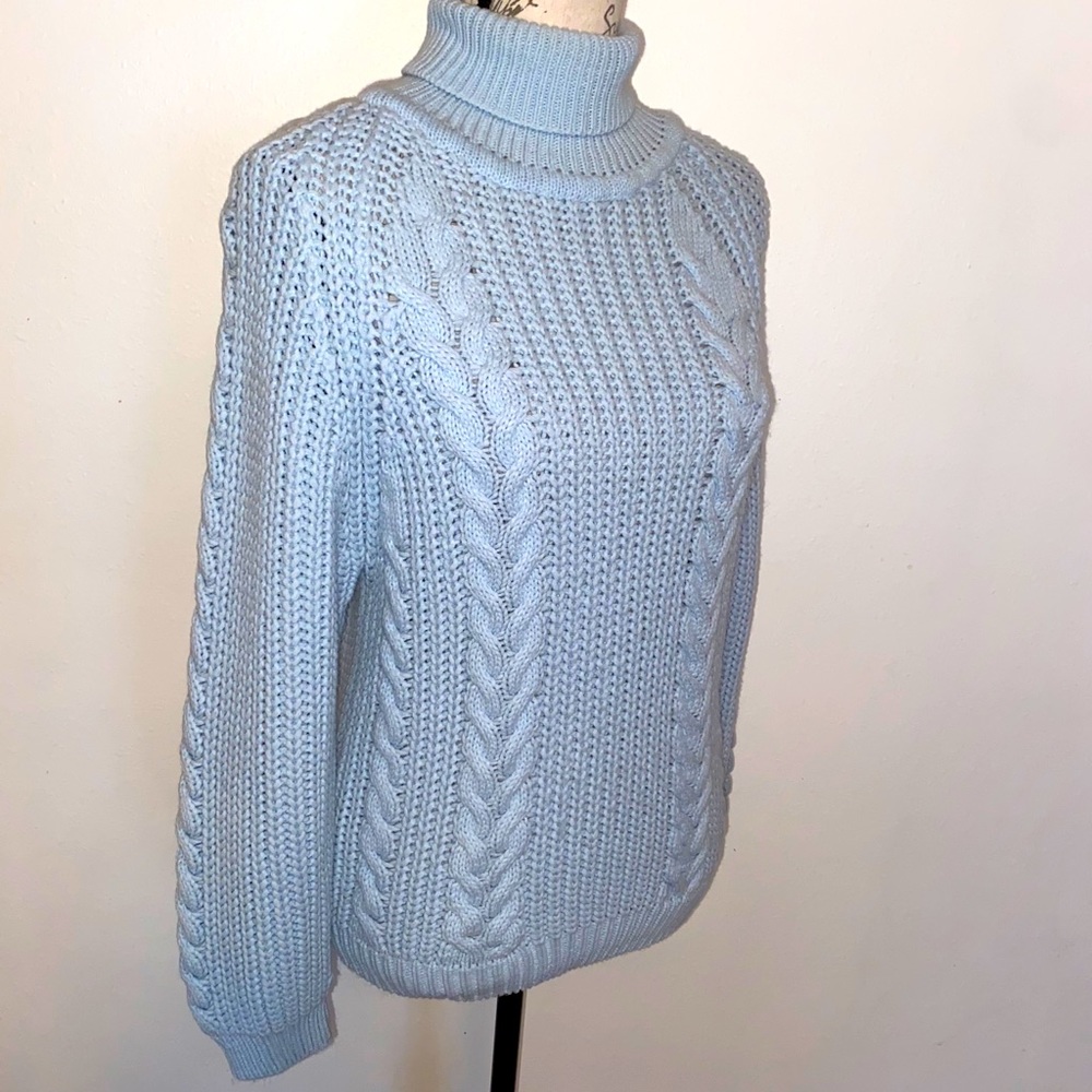 🩵Gerard Works Cozy Sweater🩵